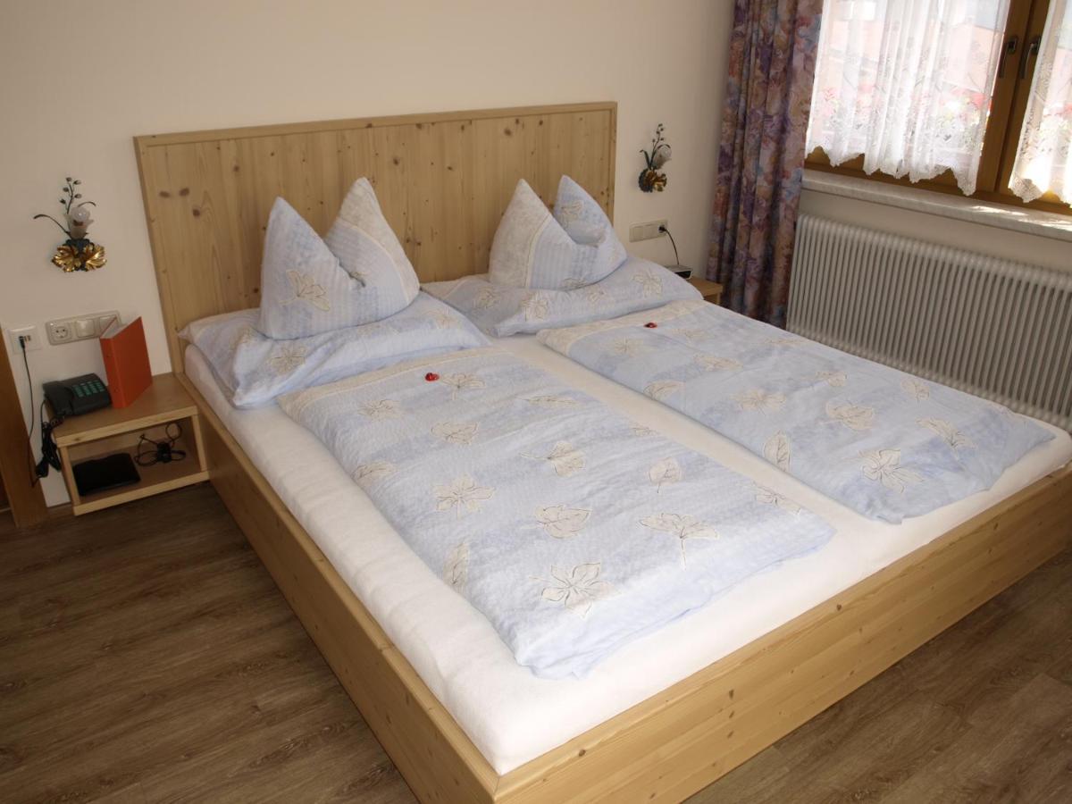 Haus Binder Ξενοδοχείο Ried im Zillertal Δωμάτιο φωτογραφία