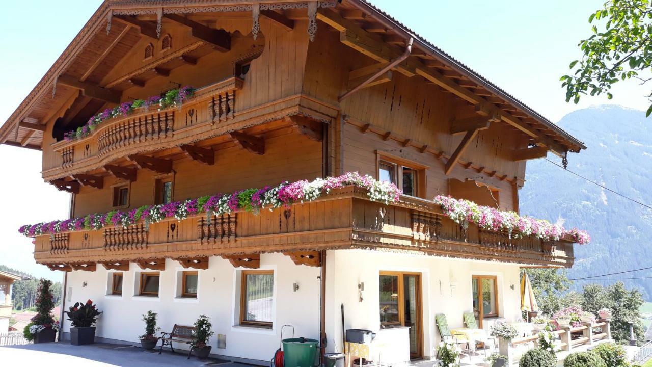 Haus Binder Ξενοδοχείο Ried im Zillertal Εξωτερικό φωτογραφία